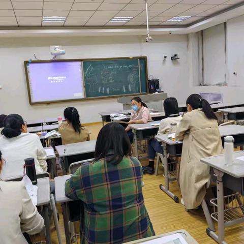 深耕强技能，蓄力展风采——五实小教研教师基本功大赛展示