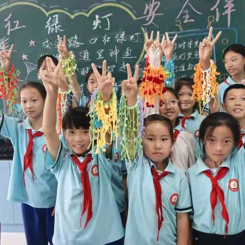 “巧手织梦 童心飞扬”——中宁三小手工编织社团活动风采展示