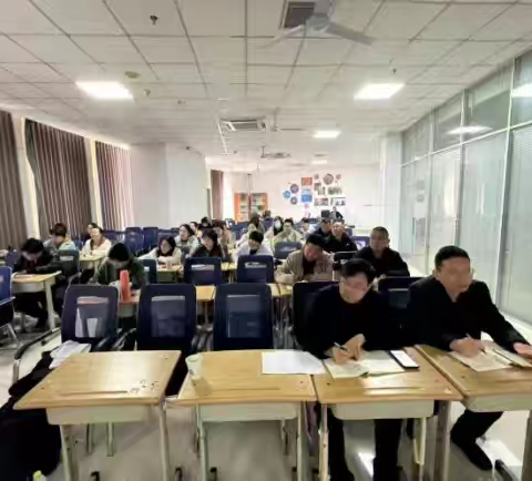 复习巧设千般景，异构妙开别样天 ——泰安一中政治组教师能力提升培训活动