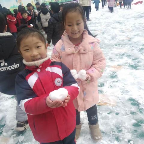 鱼台县第二实验小学附属幼儿园——大一班