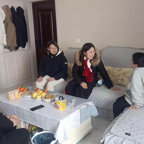 家校合作促成长——第五实验小学一4班家访活动