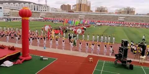 阳光体育，点燃梦想          环县南关小学第五届师生运动会___一年级（11）班