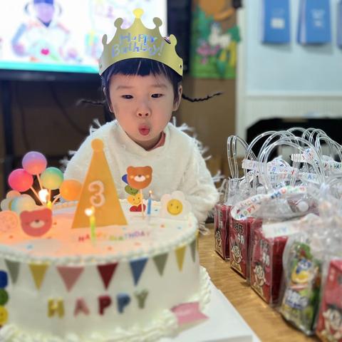 格睿幼儿园——曾野曼小朋友🎂生日快乐