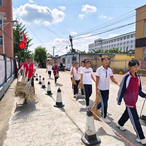 金秋迎双节，环境大清扫 ——党日活动