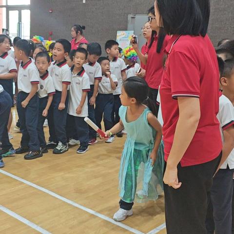 青春向阳  逐梦成长