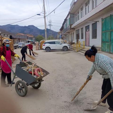 小小网格员助力环境大整治