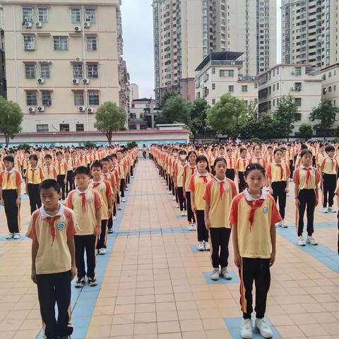 阳光大课间 韵律悦童心——记始兴县高峰小学阳光大课间展示活动