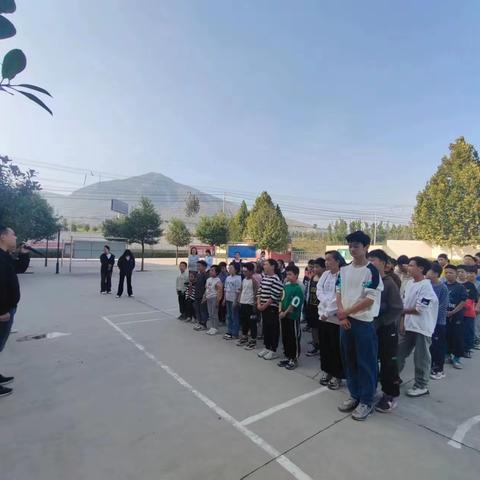 精彩纷呈展风采，妙趣横生乐无穷——桥盟大洼中心小学开展秋季趣味运动会活动