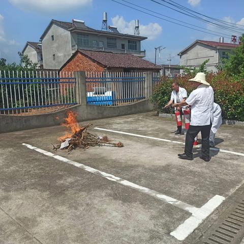 双塘镇卫生院消防及反恐防爆安全知识培训演练活动