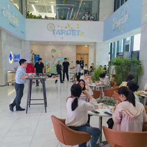 黑龙江省哈尔滨自贸区支行普惠金融中心开展“守护钱袋子，赋能创业梦”主题宣教沙龙