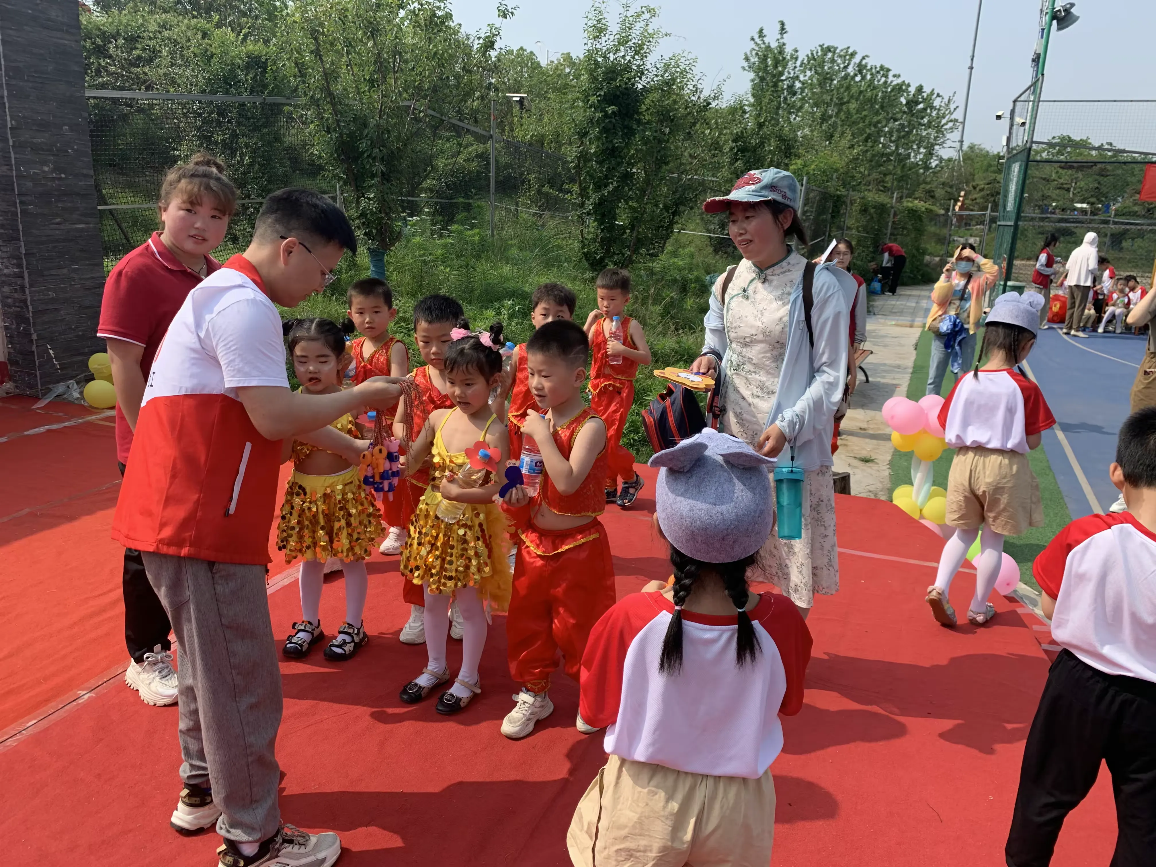 简篇-卧龙岗街道桂花城社区“童梦旋律,艺鉴未来“庆六一文艺汇演