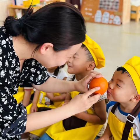 美味“食”光，“果”然有趣，——小四班食育活动《酸奶水果捞》