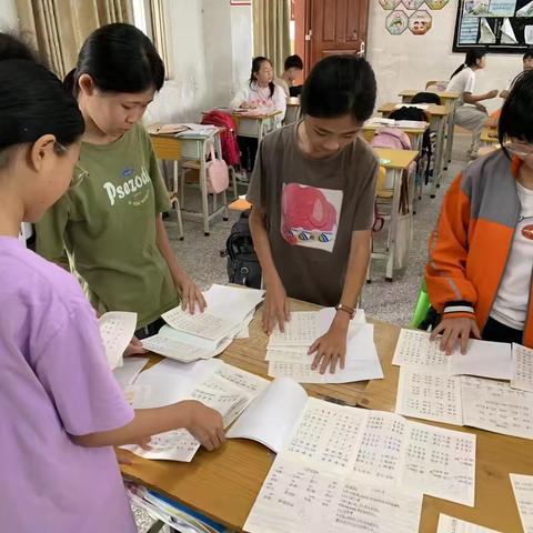 作业评比展风采，互相学习助成长——公馆镇旧村小学语文优秀作业展评活动