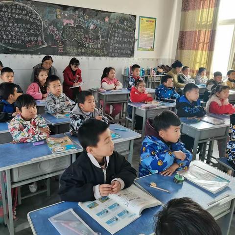 课堂展风采，教研促成长—郝五拨小学课堂教研活动纪实