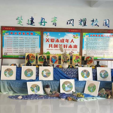 水墨丹青 栩栩如生 浓墨重彩 山青水秀                            ——博兴县第三小学作品展