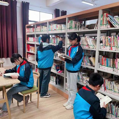 【党建+信息】兴趣探索未知，好奇点亮校园——秦峰中心小学“在线科技游”活动