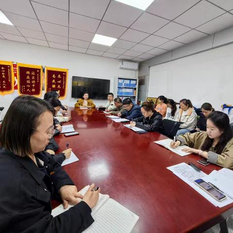 东街街道东关社区2025年4月18日工作日志