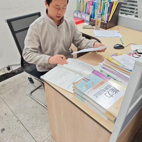 王家坝镇中心学校2025-2026学年第一学期第一次教师教学业务检查简报