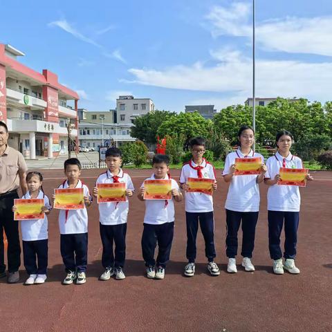 “保护环境 争做环保小卫士”——万里完小开展环保小卫士系列活动