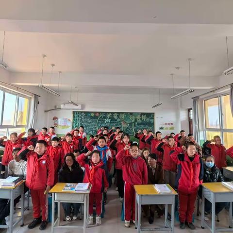 同心 同力 同行  携手共赴星辰大海--秦关社区中心小学2024年春季六年级家长会