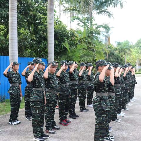 2024年“陆河瑞龙小兵军事夏令营”火热招生中🔥🔥🔥点燃夏日激情 舞动青春之歌🌿