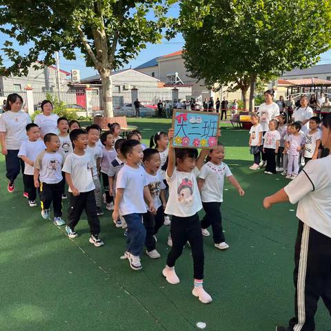 金秋九月，成长正好——记我们大三班的精彩九月