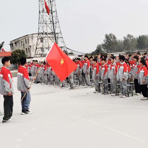 西平县谭店初级中学少先队喜迎建队日“牢记使命，永远跟党走”主题系列活动记