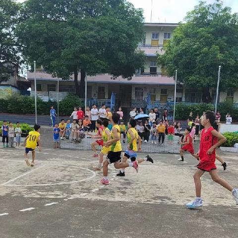 迎“篮”而上，出彩童年——宾阳县邹圩镇白山小学篮球友谊赛