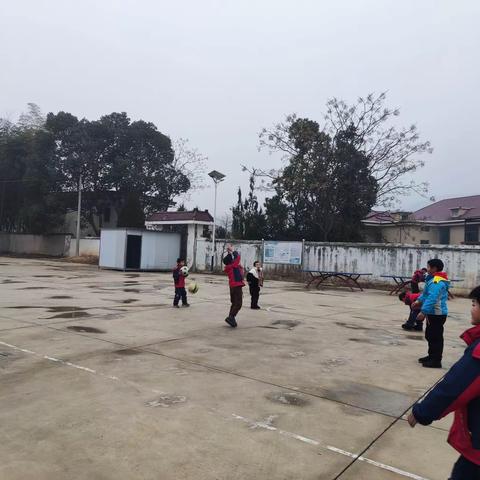 青春校园添活力，兴趣活动展风采——九山小学兴趣班进行中