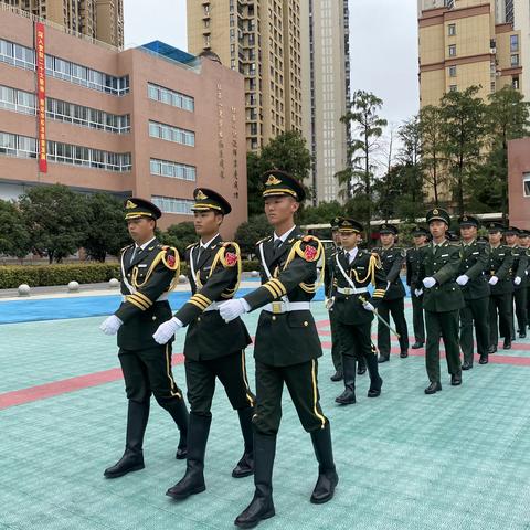 金秋升旗，喜迎国庆      — —武汉市张家湾中学“庆国庆”升旗仪式