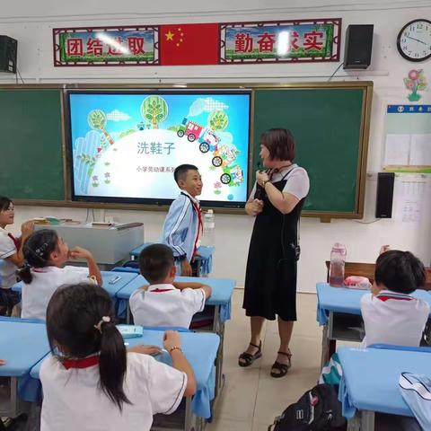 以教促思维    以研共成长——文昌市树芳小学劳动评估课