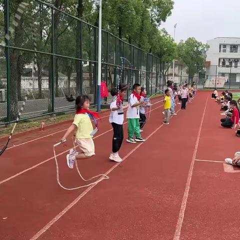 学习二十大    争做好队员——三市镇下沙学校首届六一儿童节综合性活动