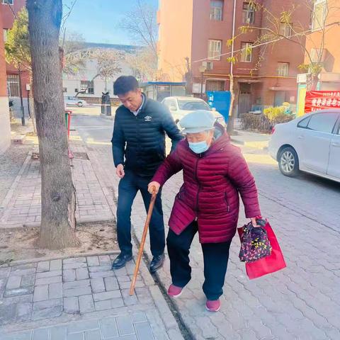 暖心服务暖人心﻿——宁夏银行贺兰马家寨支行的温情一幕