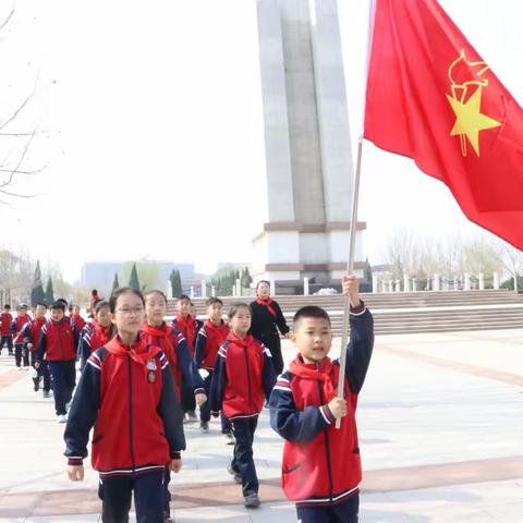 缅怀革命先烈 传承红色基因垦利区第三实验小学清明节祭英烈主题教育活动