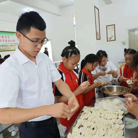 学习二十大，争做好队员——中和镇核桃小学六一儿童节