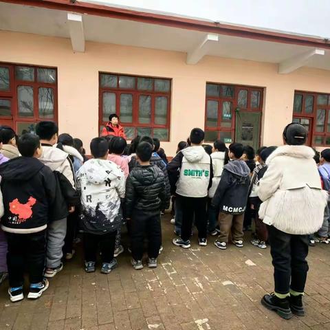 消防安全演练                       ——团结小学