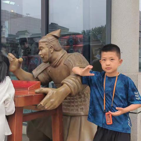 孩子们的缤纷暑假：玩过的每处都闪光 ———达拉特旗第一小学四年级十班暑期社会实践活动