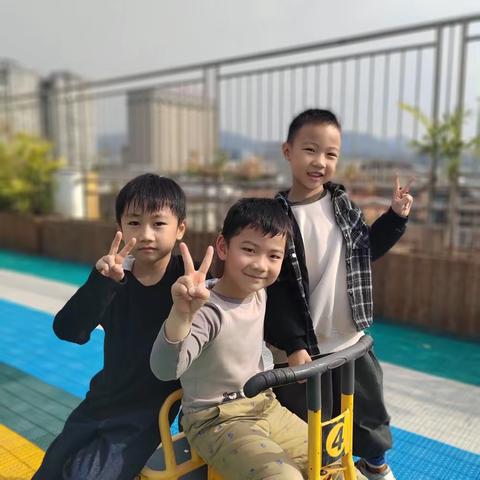 润心蓄力 日臻至善 ｜开学前给幼儿园家长的建议！