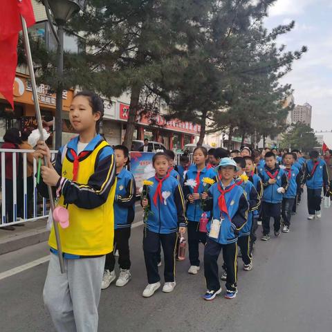 铸魂2024   清明祭英烈——榆林市第九小学开展清明节烈士陵园扫墓活动