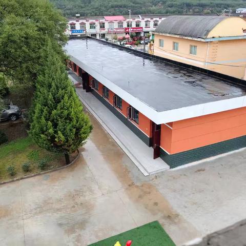 学生食堂里的笑声——梁原学区教育集团分校横渠小学学生食堂投入使用纪实