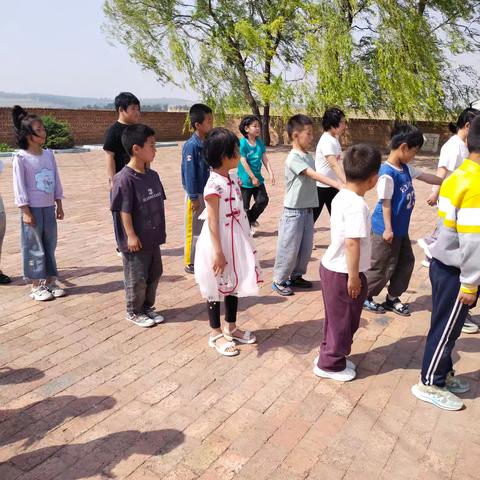 簸箕小学六一活动纪实