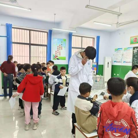 曹庄学区南段庄小学体检