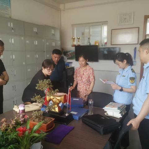 章丘区开展中小学教材教辅“双随机、一公开”联合抽查行动