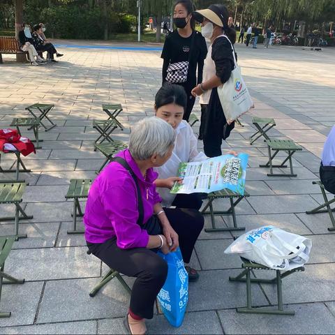 让老年人成为垃圾分类“主力军”