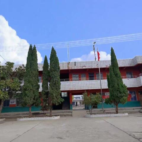 伊川县白沙镇银李小学欢迎您：银李小学致力于让每一个孩子更优秀！