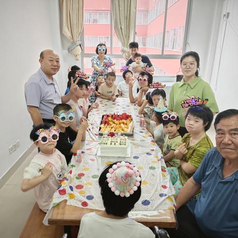 “润心伴成长 同心护未来” 三明市儿童福利院年中集体生日会