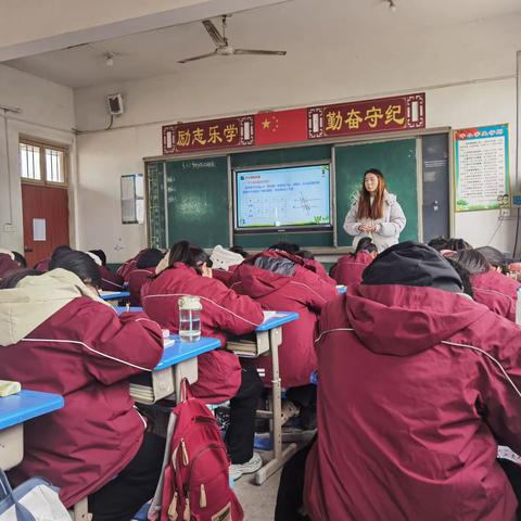 教学提质 见贤思齐———长葛市第十三初级中学七年级数学组赛课活动