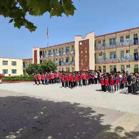 柏乡县南鲁中心小学 常安民的简篇