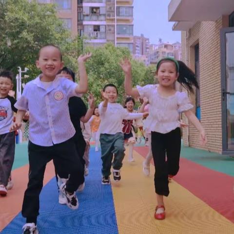 肥西县上派镇水晶城幼儿园【幼小衔接】我们在行动——关于小学，我想了解