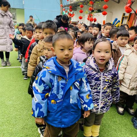 冬去春来，“幼”遇见你——🎉我们开学啦🎊🎊金鑫幼儿园小二班“开学第一天”